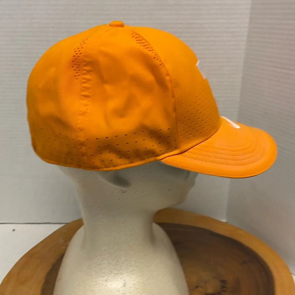 Tennessee Volunteers UT Football Nike Dri Fit Classic99 Cap